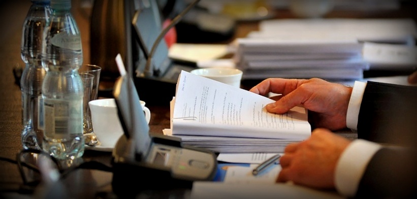 Radni nowej kadencji zaczynają pracę. Zwołano już pierwszą sesję Rady Miejskiej i Rady Powiatu
