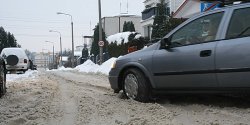 Zima zaskoczy�a g��wnie kierowc�w. Co zrobi�, by kolejne mrozy nie udaremni�y jazdy samochodem?
