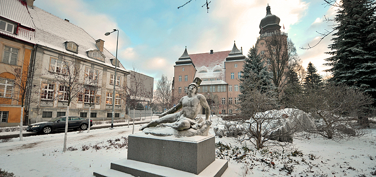 Radni debatowali nad sprzedażą mienia, rozliczeniem DW 503 i zmniejszeniem środków na modernizację chodników