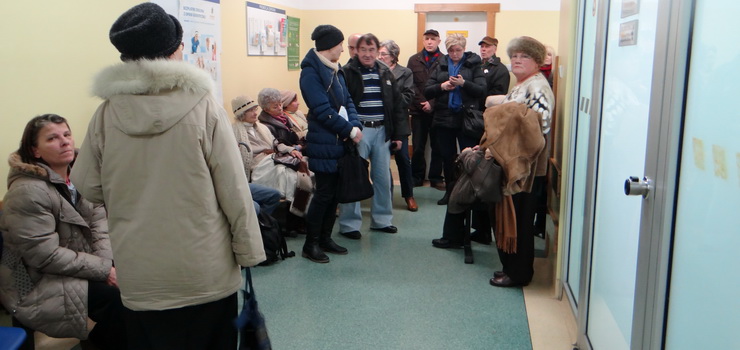 "Pacjent jest zerem!". W Szpitalu Wojewódzkim w kolejce po leki niezbędne do życia