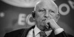 J�zef Oleksy nie �yje. By�y premier i marsza�ek Sejmu mia� 68 lat
