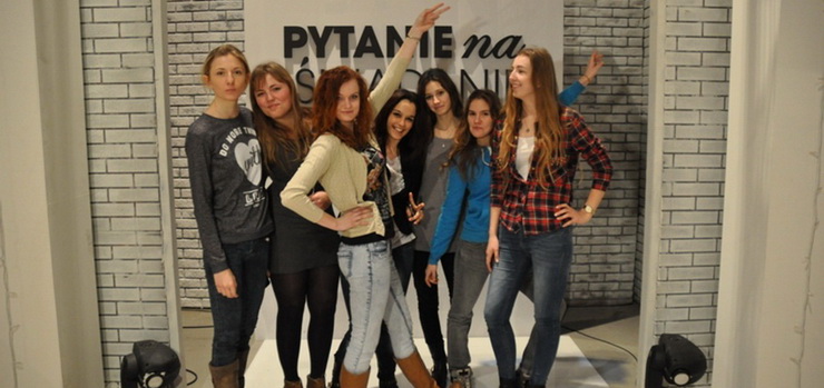 Jak wygląda telewizja "od kuchni"? Zobacz zdjęcia z wizyty studentów PWSZ w Telewizji Polskiej