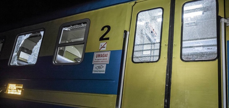 Ustawka kiboli Lechii Gdańsk. 15 osób rannych po napadzie na pociąg relacji Elbląg-Gdańsk
