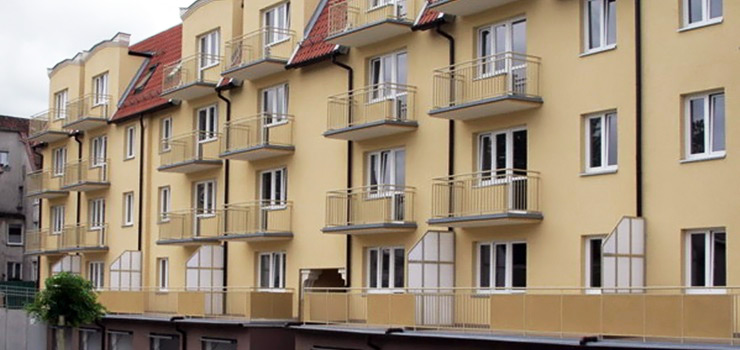 Jerzy Wilk o budynku komunalnym przy Browarnej: "To już nie jest bieda, tylko luksus". Co z budową przyszłych mieszkań?