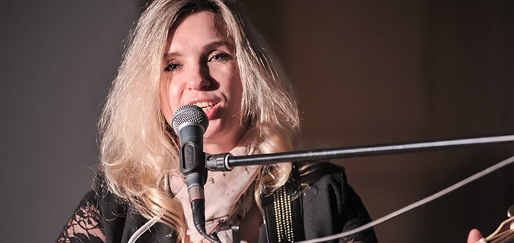 "Jest z tym miastem bardzo związana". Po raz kolejny Julia Vikman dała koncert w Elblągu