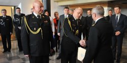 Pe�ne wzruszenia i smutku odej�cie na emerytur� st. bryg. Ryszarda Barana