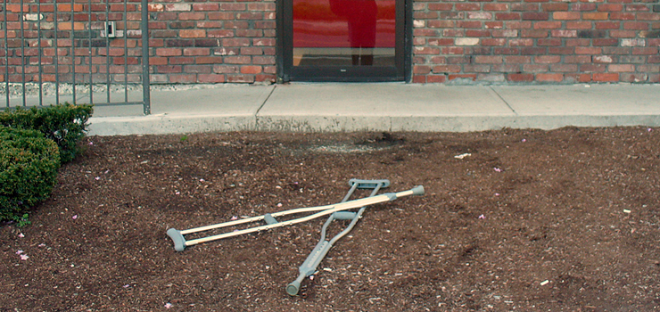 Kulą uszkodził samochód zaparkowany przy Grunwaldzkiej