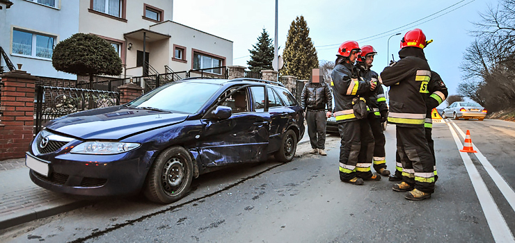  Kolizja na Rawskiej. Kierowca zabrany do szpitala