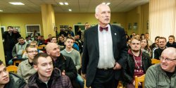 Dzi w Elblagu Janusz Korwin-Mikke. Kolejny z dugiej listy kandydatw na Prezydenta RP