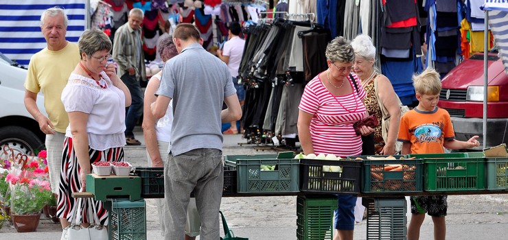 "Faszerujemy si chemi"? EFSA sprawdzi ywno