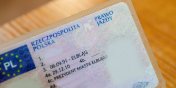 "Ten, kto jedzie po miecie 100km/h jest nienormalny". Czy nowa ustawa poprawi bezpieczestwo na drogach?