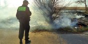 Podpalili trawy i mieci przy „ciepej wodzie”