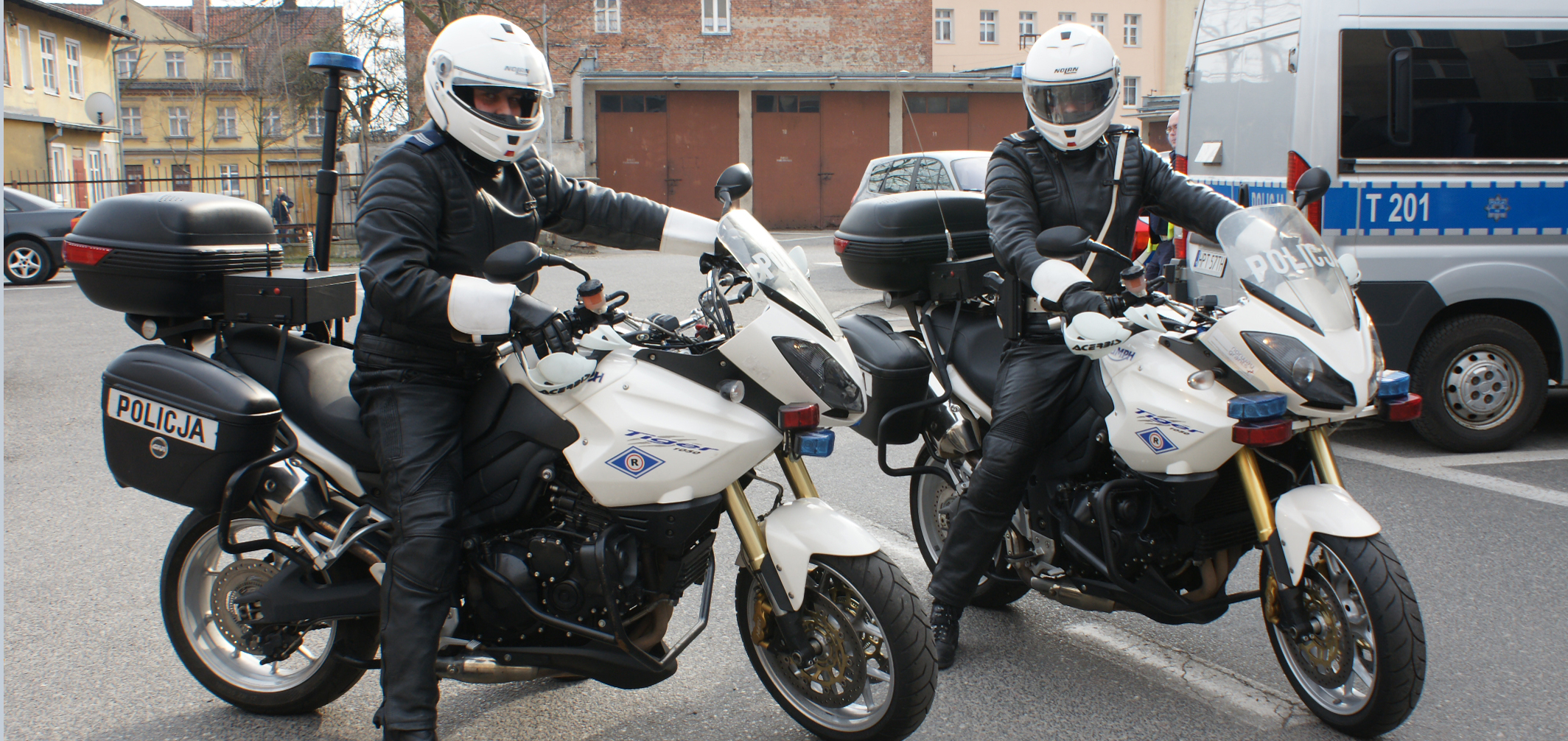 Sezon motocyklowy rusza „patrzmy w lusterka”