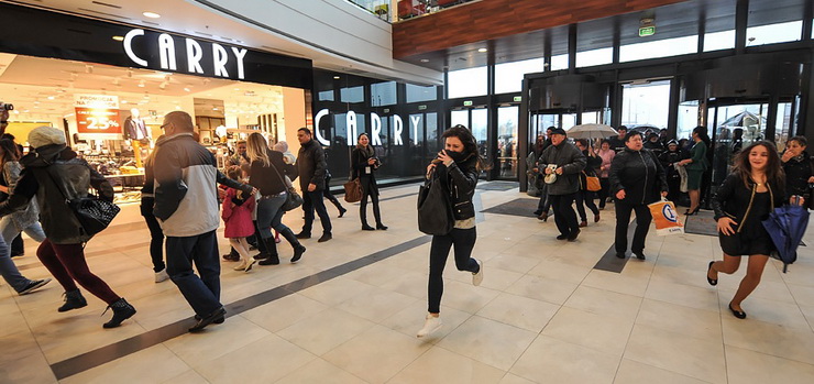 CH Ogrody przeżyło prawdziwe oblężenie. "Tak długo czekałam (...) Musiałam być na otwarciu"