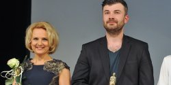 Beata Przew�ocka: "Aleksander" za rol� to taka nagroda, dzi�ki kt�rej czujemy si� docenieni