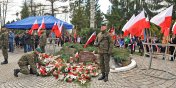 "Mogiami znaczona jest historia Polski". Za nami obchody 75. rocznicy Zbrodni Katyskiej