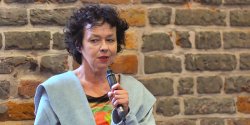  Joanna Szczepkowska: B�d� si� stara�a za�o�y� sw�j autorski teatr