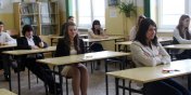 Gimnazjalici pierwszy dzie zmaga z testami maj za sob. Jak sobie poradzili?