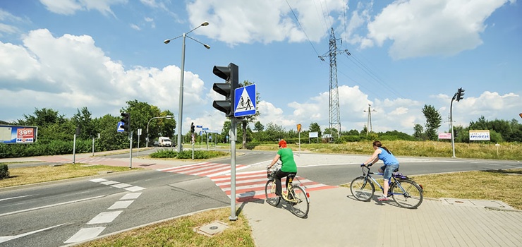 Rowerem przez przejcie dla pieszych? Tak, ale nie we wszystkich sytuacjach