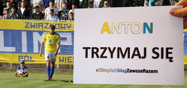 Kibice wspieraj kontuzjowanego zawodnika. Trwa akcja "Anton-Trzymaj si"