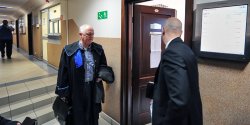 Straci� prac� w zwi�zku z reorganizacj� UM. Teraz pozywa by�ego pracodawc�, by... j� odzyska�