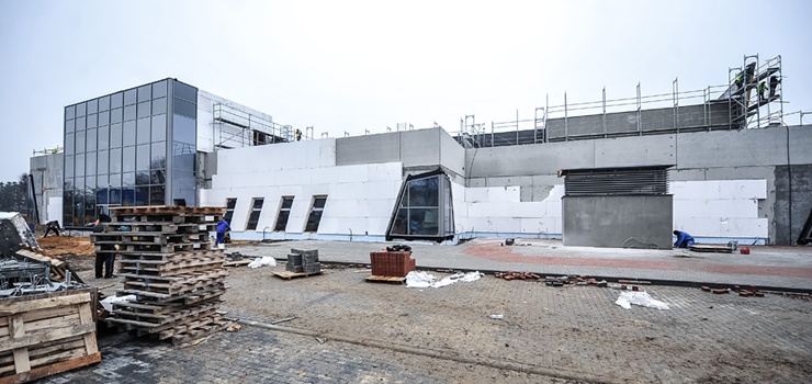 Upłynął pierwszy z planowanych terminów zakończenia budowy CRW. Czy środki z dofinansowania są zagrożone?