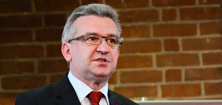 Spojrzenie wiceprezydenta Elbląga Janusza Nowaka w przeszłość i przyszłość II LO