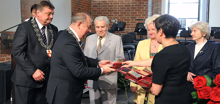 "Elblążanie już mają specyficzną markę". Jak podsumowano 25 lat samorządu?