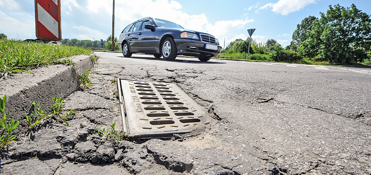 Skrzyżowanie Mazurskiej z Odrodzenia doczeka się odnowy. Znikną fałdy i nierówności