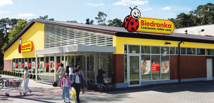 Wybuchowy cydr z Biedronki. Klienci mogą ubiegać się o zwrot pieniędzy za wadliwy napój