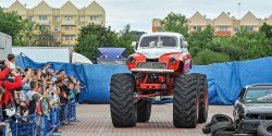  Pokazy Monster Truck zachwyci�y elbl��an - zobacz zdj�cia