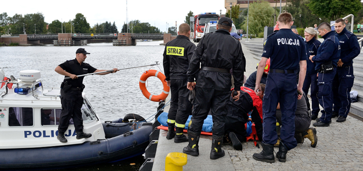 Chciał popełnić samobójstwo z powodu zawodu miłosnego. Mężczyzna ponownie rzucił się do rzeki Elbląg