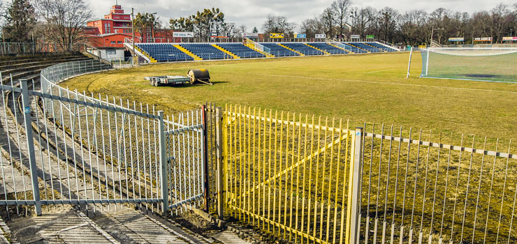Miasto ma problem ze stadionem przy Agrykola. Nie wiadomo czy w tym roku dojdzie do jego modernizacji
