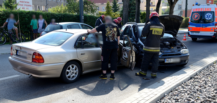 Zderzenie dwóch pojazdów. Utrudnienia w ruchu na Browarnej - zobacz zdjęcia