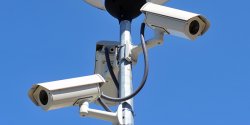 Instalując monitoring  na własnej posesji możesz złamać prawo