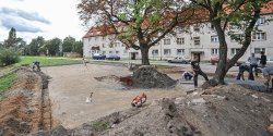 Zamiast asfaltu wy�o�� t�ucze�. Na terenie miasta ruszy�a budowa rowerowej trasy Green Velo