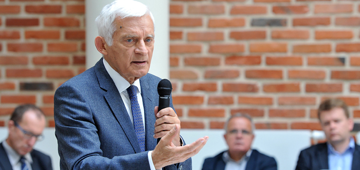 Jerzy Buzek: "Jestem absolutnie za przekopem (...) skoro Elblg  nie moe si naprawd rozwija jako port"