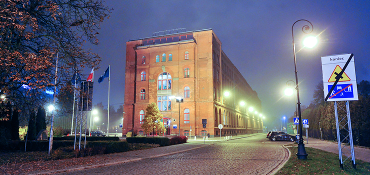 Logo Alstomu usunięto. "Nikogo nie zwolnią przez rok, tak mówi się nieoficjalnie"