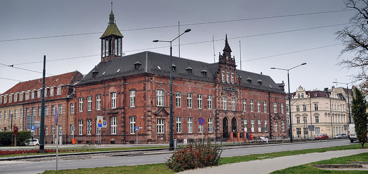 Architektoniczna pereka doczeka si renowacji. Poczta Polska rozpocza remont budynku przy Pl. Sowiaskim