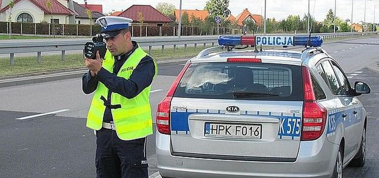 Kolejne trzy osoby straciy prawo jazdy za prdko