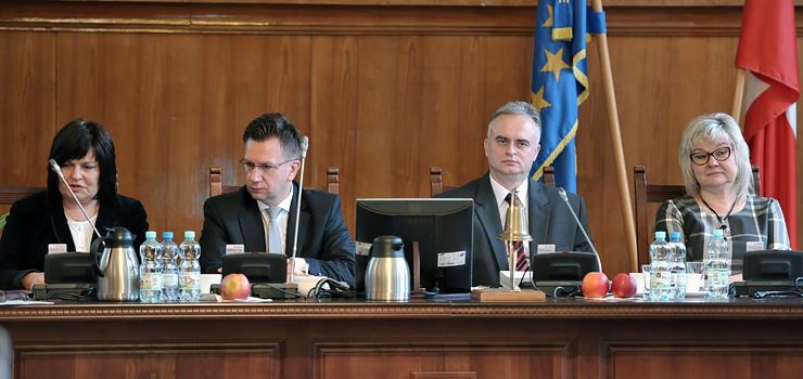 Po raz pierwszy w Elblgu wiceprzewodniczcymi RM zostay dwie kobiety - M. Adamowicz i J. Lisewska
