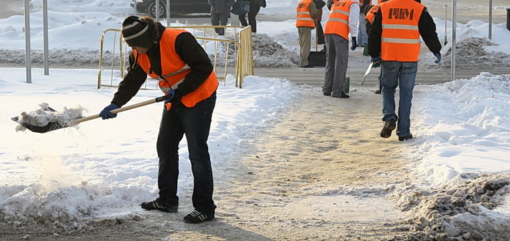O tym warto wiedzieć. Jakie obowiązki mają właściciele nieruchomości w okresie zimy?