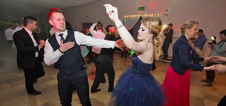 Studniówka w stylu Las Vegas. Zobacz, jak wyglądał bal studniówkowy w Mechaniku