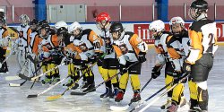 Druyny z Elblga i Compiegne zmierzyy si podczas Turnieju Hokeja - zobacz zdjcia