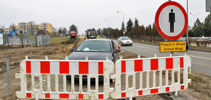 Będzie asfaltowa ścieżka rowerowa i nowy chodnik. Zobacz, co się dzieje na Królewieckiej