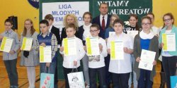 Laureaci Ligi M�odych Matematyk�w oraz Ligi M�odych Humanist�w w SP 16