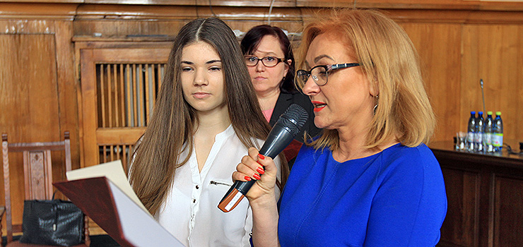 Gimnazjaliści zostali docenieni. Ponad 30 tys. zł przeznaczono na ich stypendia