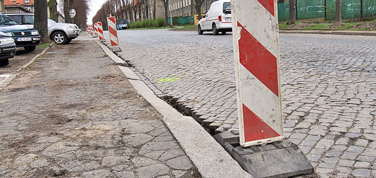 Krlewiecka przejdzie metamorfoz. Stara kostka zniknie pod asfaltem. Prace ju ruszyy