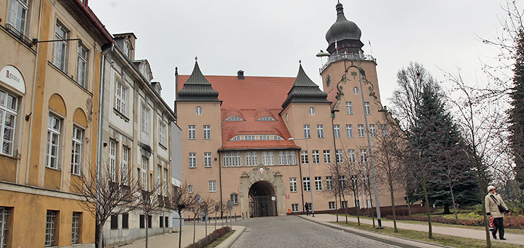 Najpierw Geolog Miejski, teraz dyrektor Zarządu Dróg. Wybrani kandydaci nie decydują się na pracę w UM
