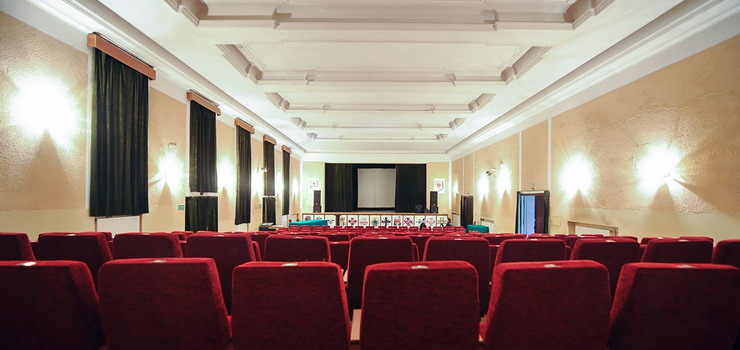 Dawne wojskowe kino zmieni przeznaczenie. Po przebudowie będzie salą narad i konferencji